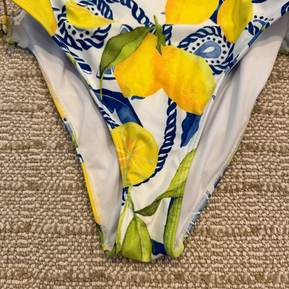 Kenny Flowers Positano Lemon Print Gold Ring Classic One Piece Swimsuit | M - Picture 5 of 8